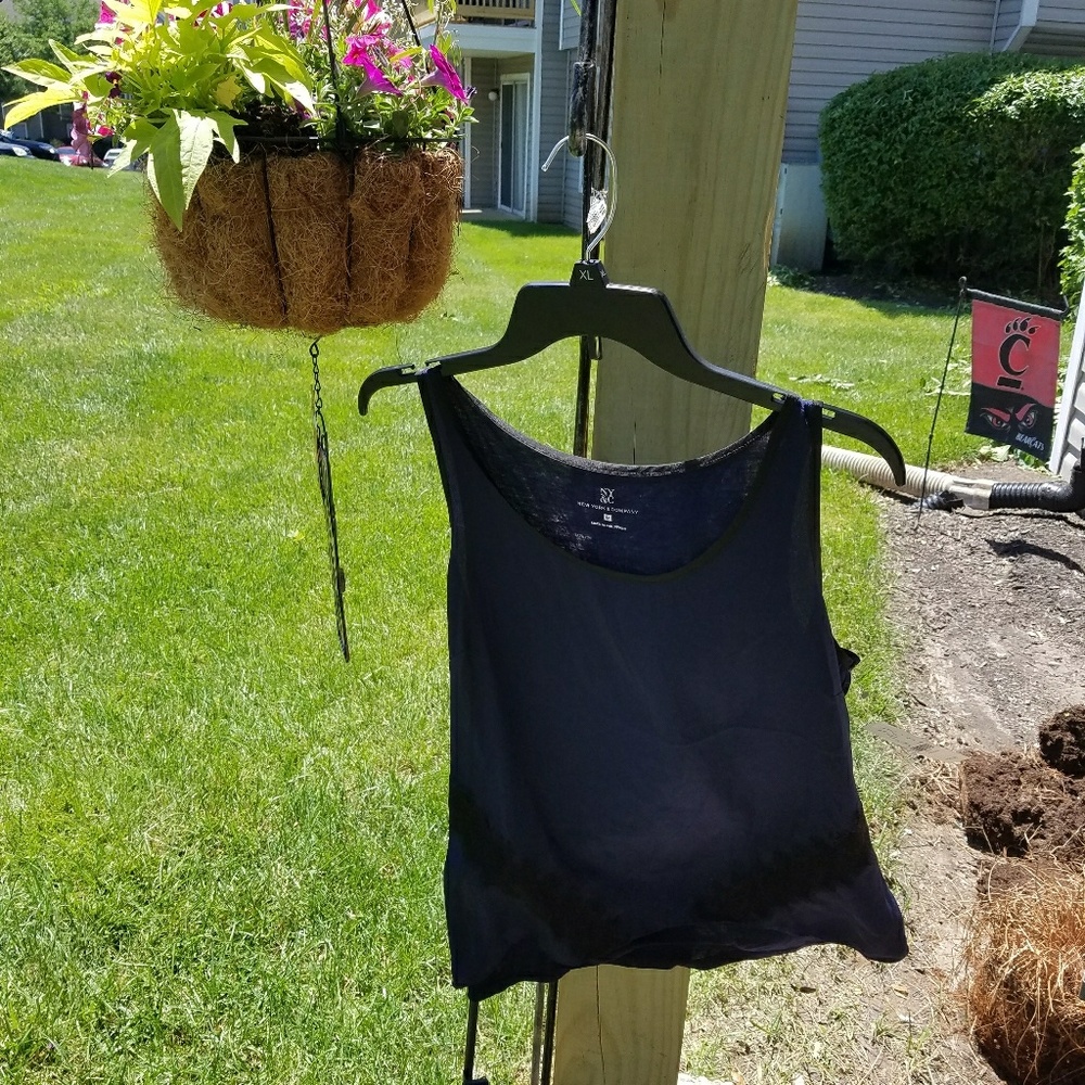Lightweight Tank top